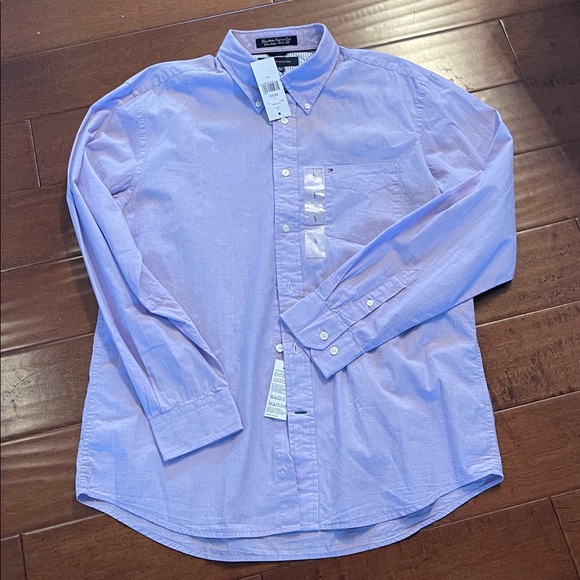 #001 ~ TOMMY BUTTON DOWN ~ PTP~ 23 /L~ 31 - Picture 2 of 7